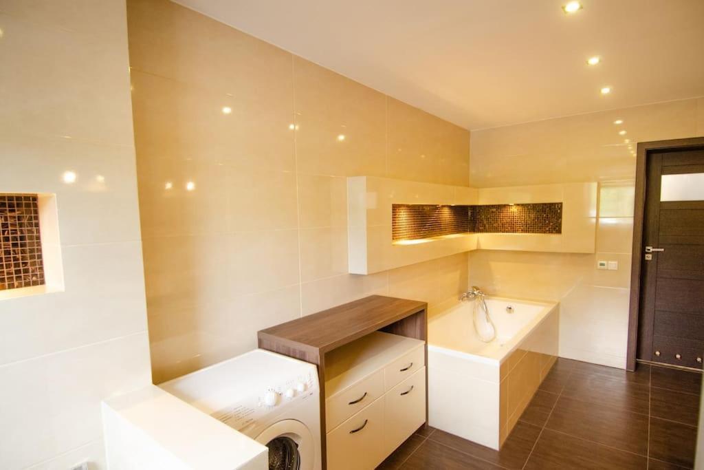 Zolnierska 31 - Nr 2 Apartment Bytom
